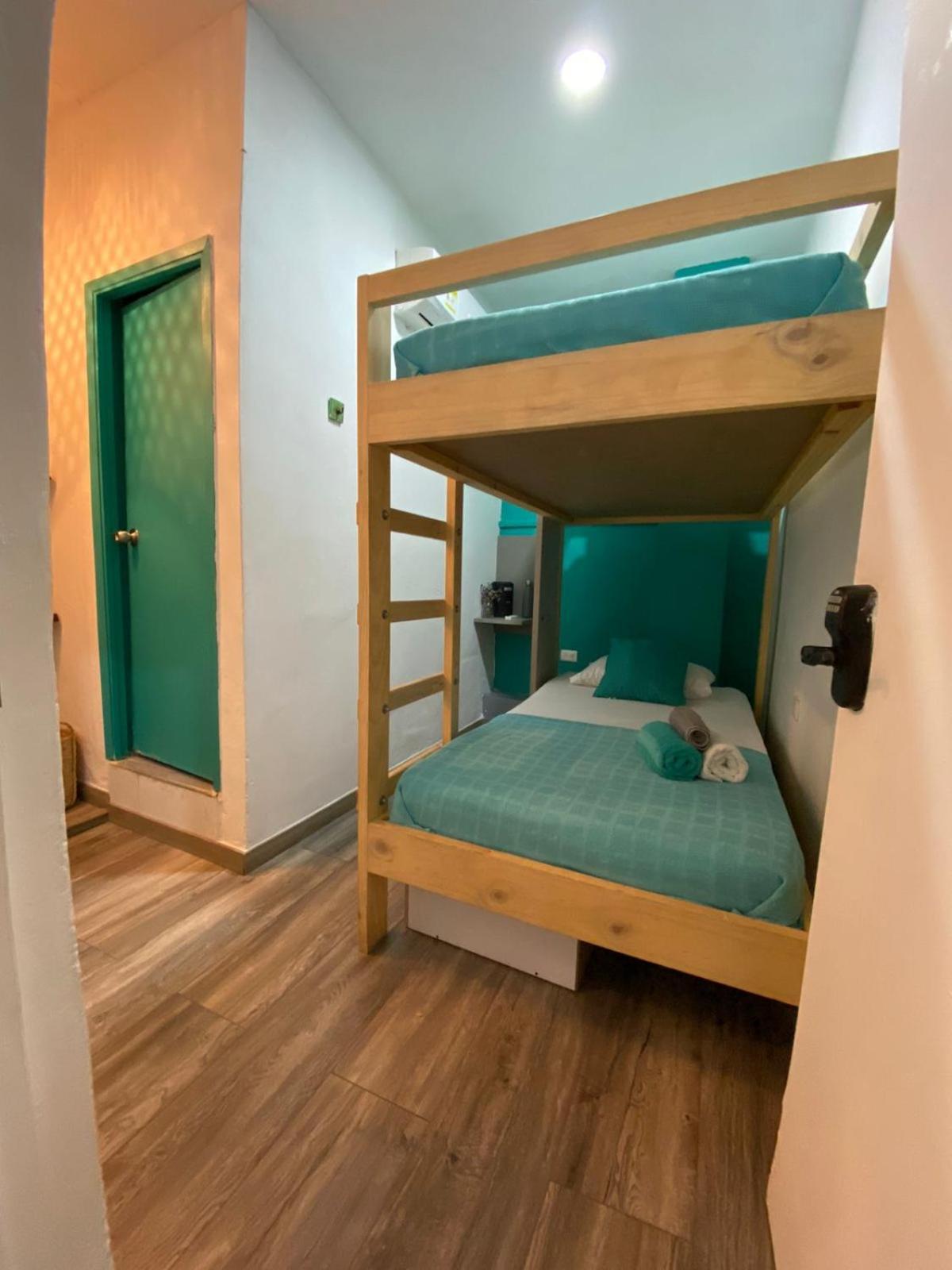 El Barrio Hostal Vandrarhem Cartagena Exteriör bild